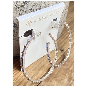 Kendra Scott • “Thora” Hoops